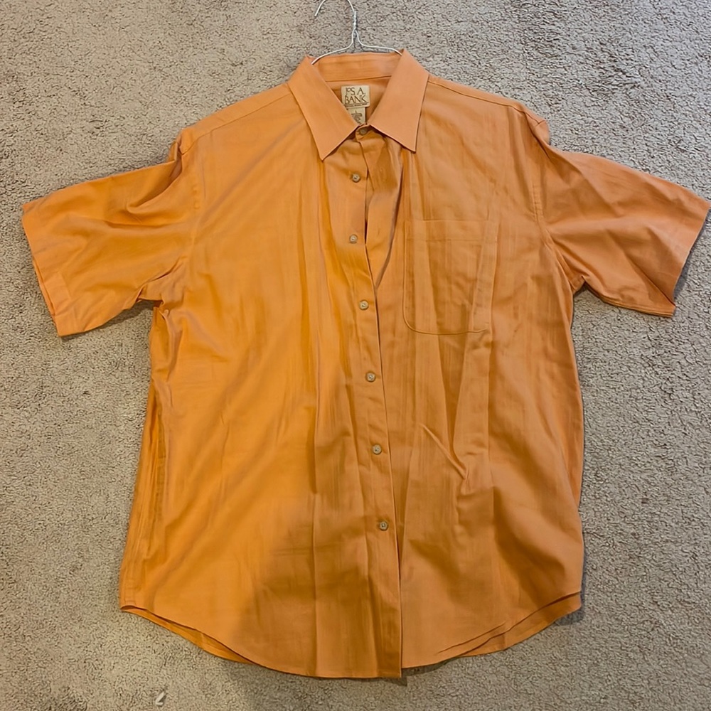Jos. A. Bank Large Short Sleeve Orange Button Down Shirt. Excellent Condition.